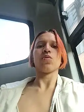 Mia 0-4 online show from May 2026 04:37:01 PM
