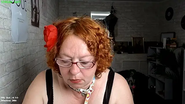 Snapshot of Fara_Flutte chatting on June 2026 05:40:02 AM Fara Flutte online show from June 2026 05:40:02 AM