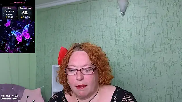 Snapshot of Fara_Flutte chatting on July 2026 10:04:01 AM Fara Flutte online show from July 2026 10:04:01 AM