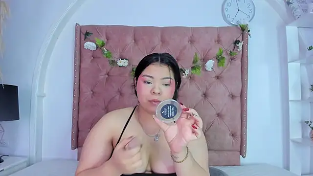 ROSELEI  online show from May 2026 12:49:02 PM