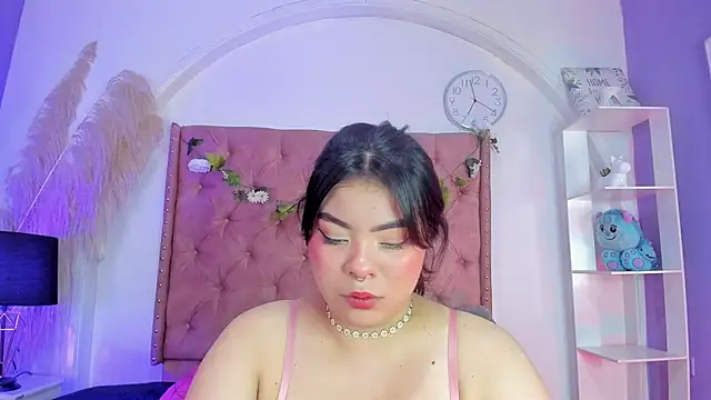 ROSELEI  online show from May 2026 01:08:02 PM