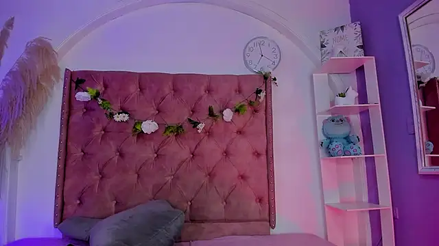 ROSELEI  online show from May 2026 12:41:02 PM