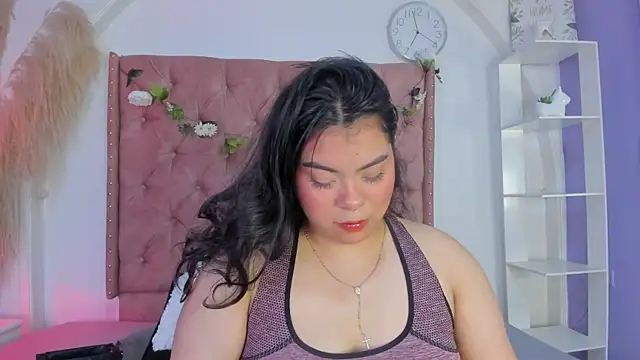 ROSELEI  online show from May 2026 01:29:01 PM