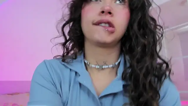 Dreanaa online show from May 2026 04:58:01 PM