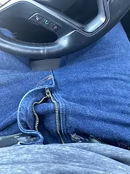 nerofu84 online show from April 2026 04:19:01 PM