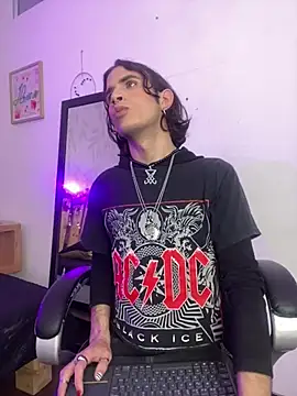 lucius morningstar online show from April 2026 08:46:02 PM