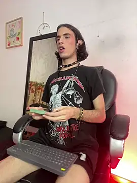 lucius morningstar online show from April 2026 08:44:02 PM