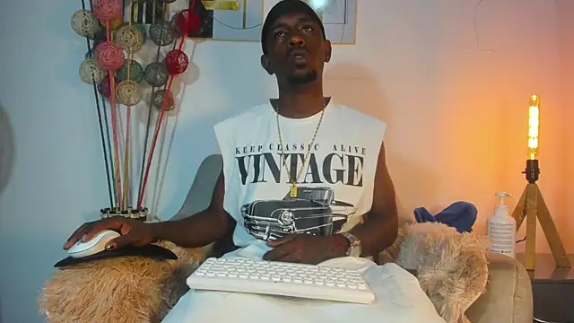 pipe monstercock online show from April 2026 07:39:01 PM