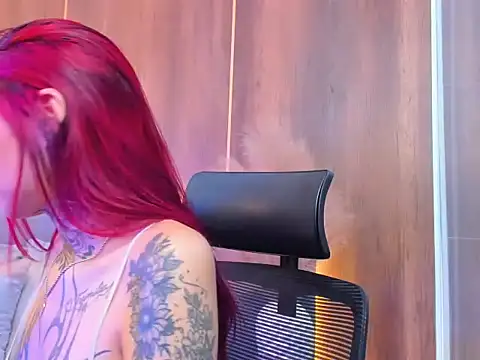 Snapshot of _Megan_Angel_ chatting on April 2026 04:13:01 PM Megan Angel online show from April 2026 04:13:01 PM