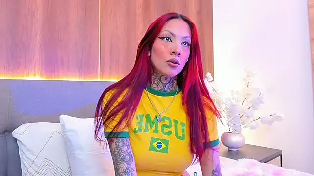 Snapshot of _Megan_Angel_ chatting on April 2026 03:39:02 PM Megan Angel online show from April 2026 03:39:02 PM