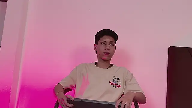 Snapshot of Samael_oa chatting on April 2026 07:53:01 PM Samael oa online show from April 2026 07:53:01 PM