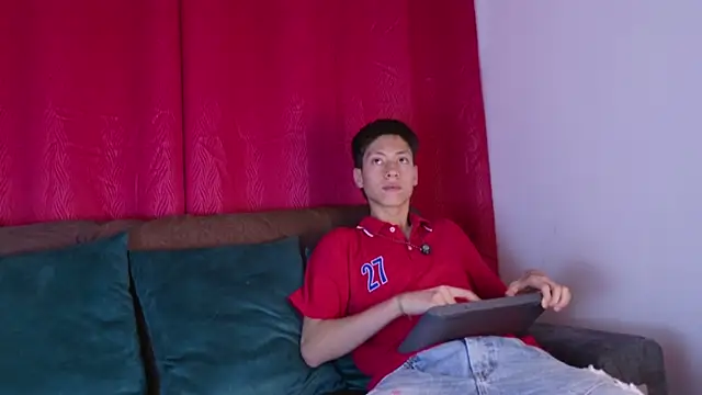 Snapshot of Samael_oa chatting on April 2026 07:18:01 PM Samael oa online show from April 2026 07:18:01 PM