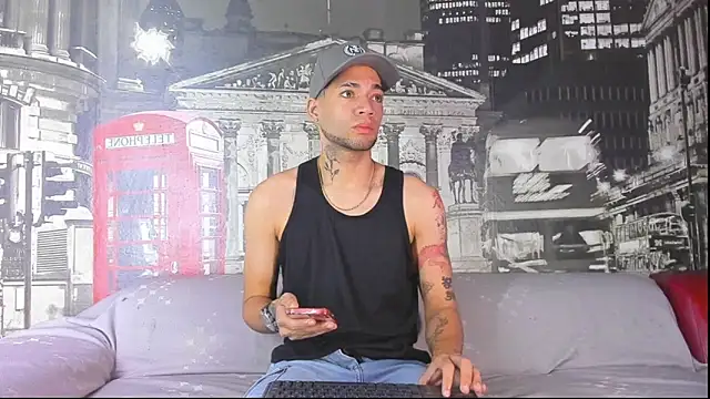 Daniel huge22 online show from April 2026 01:35:01 PM