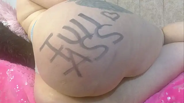 Melanie Slut nasty online show from April 2026 09:33:02 PM