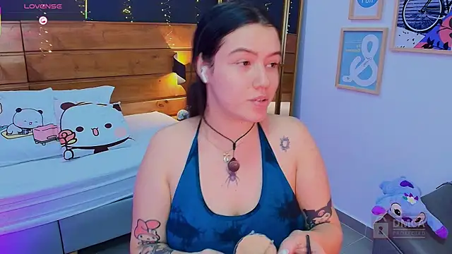 aria bloomer online show from April 2026 07:58:01 PM