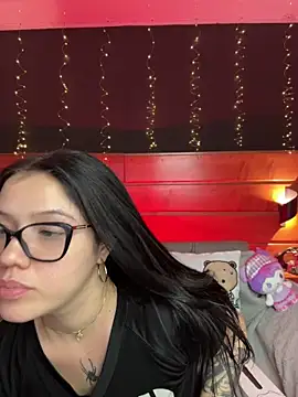 aria bloomer online show from April 2026 07:17:01 PM