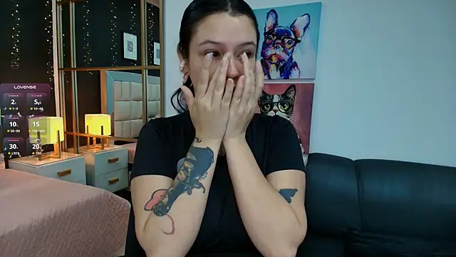 aria bloomer online show from May 2026 12:13:02 PM