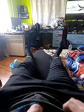 zsolt1910 online show from April 2026 03:05:01 PM