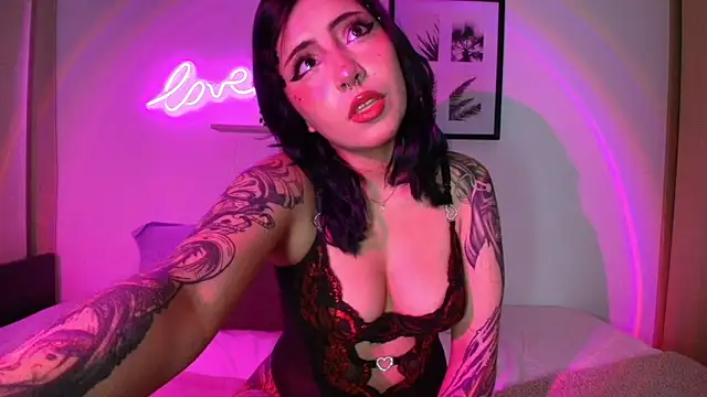 Its  Alice online show from April 2026 03:22:01 AM