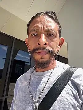 HDGarc online show from April 2026 05:15:02 PM