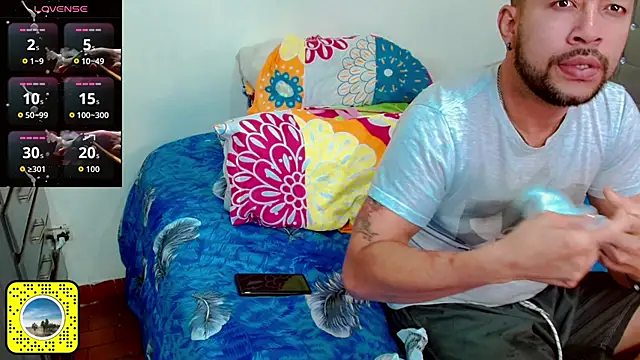 DOMINIC LUX online show from April 2026 11:28:02 AM