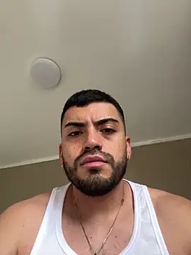 Snapshot of Alexander_Diazz chatting on May 2026 08:01:02 PM Alexander Diazz online show from May 2026 08:01:02 PM
