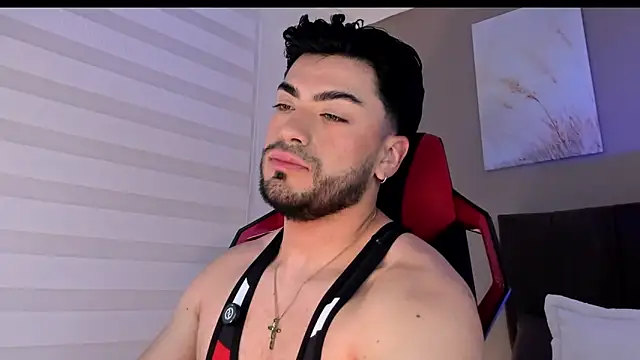 Snapshot of Alexander_Diazz chatting on April 2026 02:21:01 PM Alexander Diazz online show from April 2026 02:21:01 PM