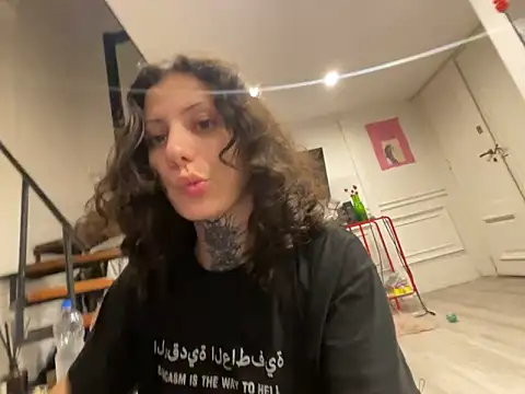 Snapshot of Lollych3rryp0p chatting on April 2026 02:45:02 AM Lollych3rryp0p online show from April 2026 02:45:02 AM