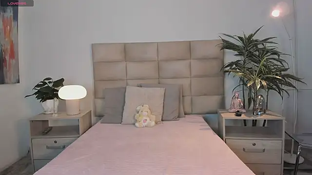 BrendaBloom  online show from April 2026 04:05:02 AM