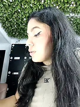 BrendaBloom  online show from April 2026 02:12:02 AM