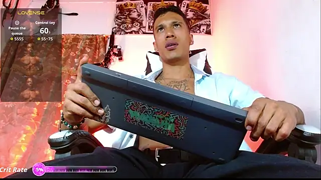 DARK BLACK 0 online show from May 2026 02:32:01 AM