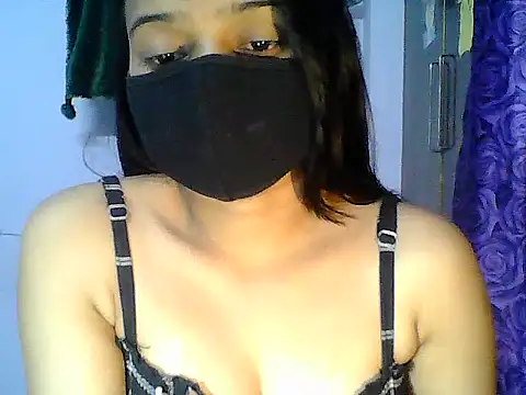 Saxy Mony002 online show from May 2026 02:14:02 PM