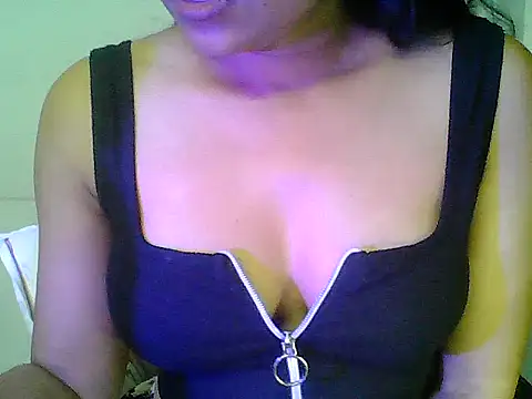 Saxy Mony002 online show from June 2026 07:15:01 PM
