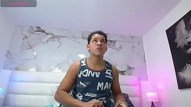 Snapshot of davisito_26 chatting on April 2026 03:35:01 AM davisito 26 online show from April 2026 03:35:01 AM