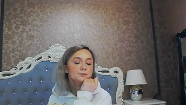 Ivy Quin online show from May 2026 04:28:02 AM
