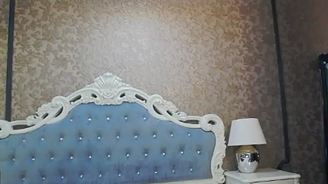 Ivy Quin online show from April 2026 04:06:01 AM