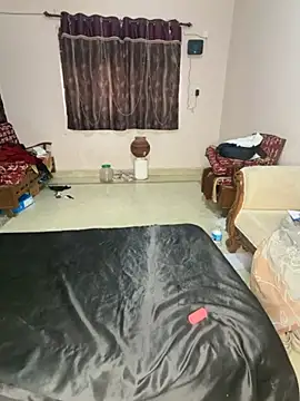 Love Birds00 online show from May 2026 08:22:01 AM