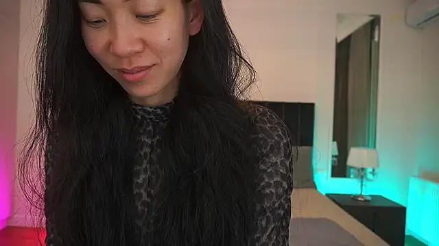 YunaYum online show from April 2026 07:26:01 PM