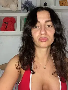 KarolDolly05 online show from July 2026 01:08:02 PM