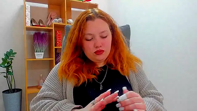 Aillia-Rous online show from May 2026 06:18:01 AM