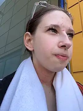 Snapshot of michelle_lovique chatting on April 2026 08:06:01 AM michelle lovique online show from April 2026 08:06:01 AM