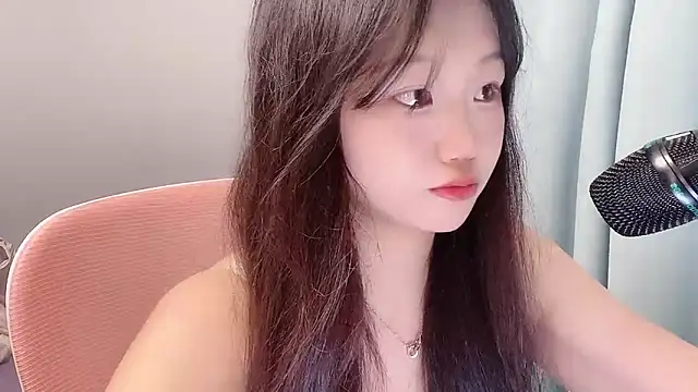 Snapshot of Lilababy00 chatting on May 2026 01:36:01 PM Lilababy00 online show from May 2026 01:36:01 PM