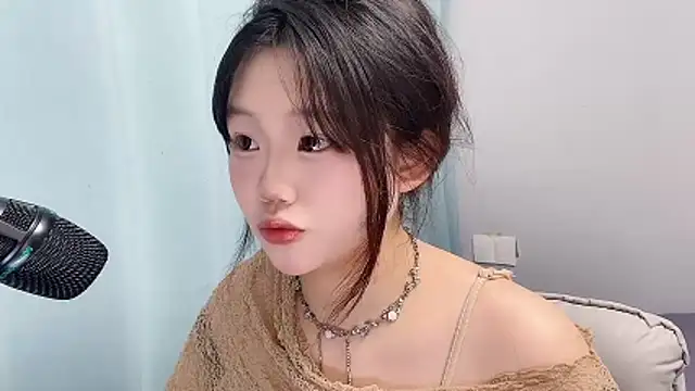 Lilababy00 online show from April 2026 03:18:02 AM