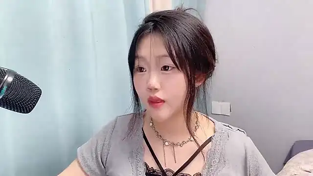 Lilababy00 online show from April 2026 02:21:01 PM