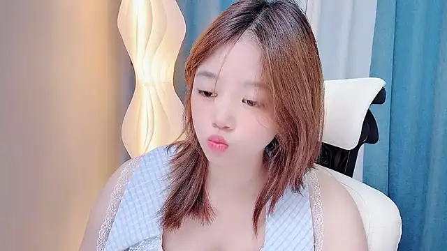 Lilababy00 online show from July 2026 06:47:02 AM
