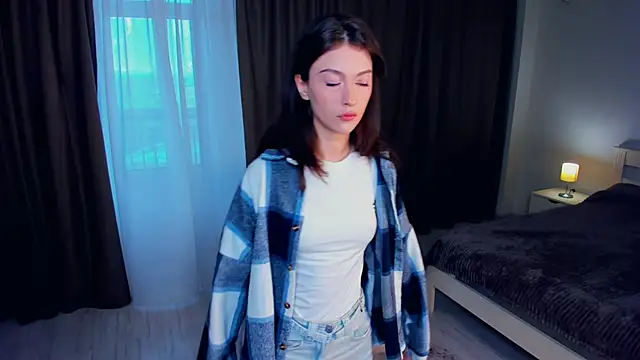 LibbieSchworm online show from April 2026 05:15:01 AM