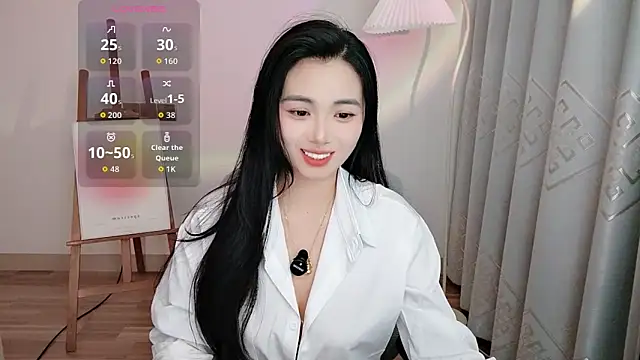 Snapshot of M-CC-M chatting on April 2026 02:57:01 PM M-CC-M online show from April 2026 02:57:01 PM
