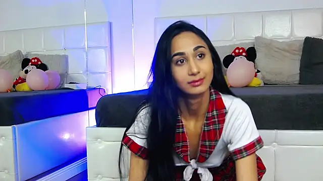 Snapshot of LexxyPlay chatting on April 2026 07:47:01 AM LexxyPlay online show from April 2026 07:47:01 AM