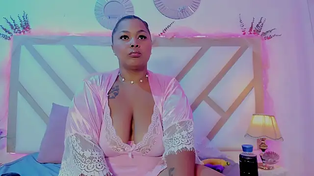 Nikita Glam online show from April 2026 01:13:02 PM