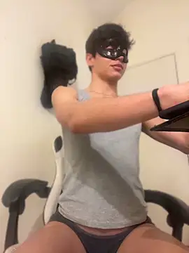 ojitosdegato online show from April 2026 02:51:02 PM